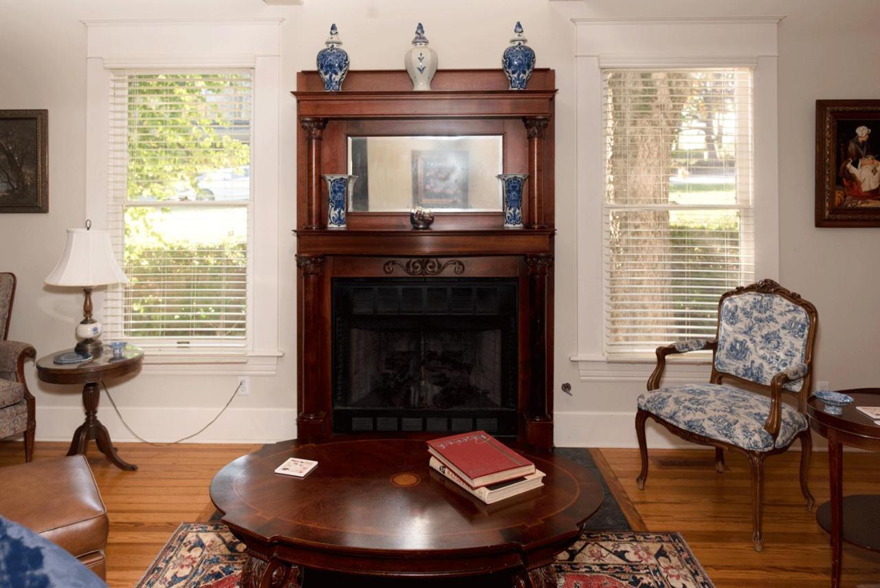 Dickson Street Bed & Breakfast Fayetteville Extérieur photo