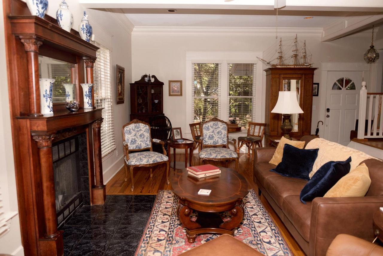 Dickson Street Bed & Breakfast Fayetteville Extérieur photo